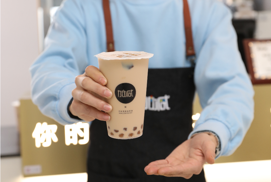 凯发k8国际茶饮：为什么说奶茶行业适合年轻人的创业项目